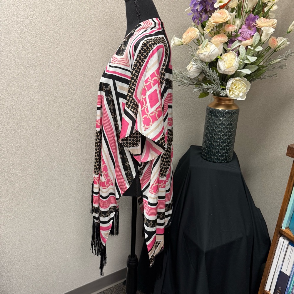 Cato One Size Kimono Cardigan Pink Black Geometric Fringe Trim Boho Festival - Picture 2 of 7